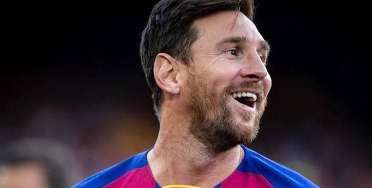 Ezt a világsztárt győzködi Messi, hogy igazoljon Barcelonába