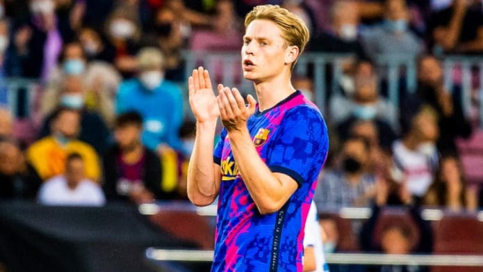Csak lesünk, mit üzent Frenkie de Jong a menesztett Barcelona-edzőnek