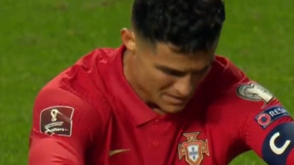Ugrott a portugálok első helye, Ronaldo reakcióját nézi a fél világ – VIDEÓ