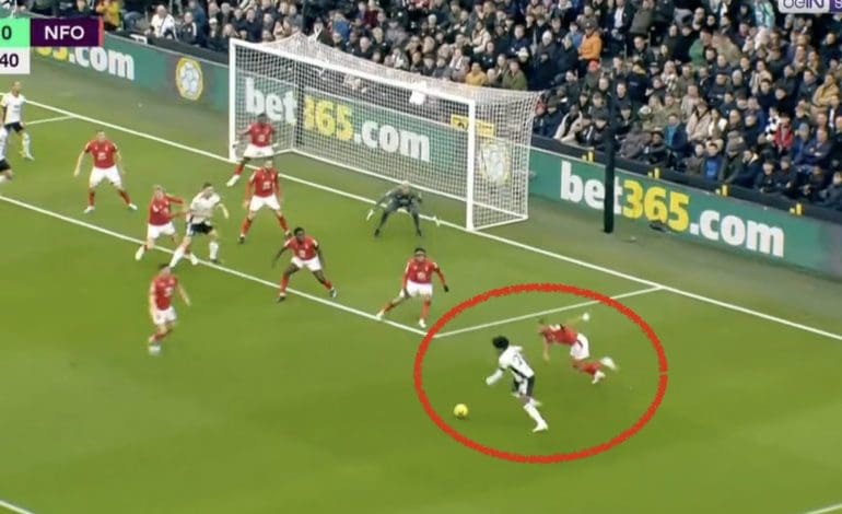 Willian az év egyik legszebb gólját lőtte a Premier League-ben – VIDEÓ