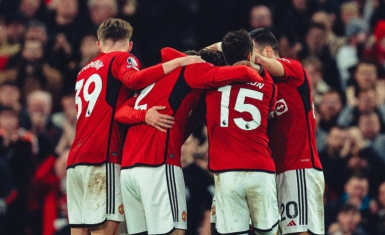 Itt a bejelentés, a Bundesligáig menekült a Manchester United futballistája
