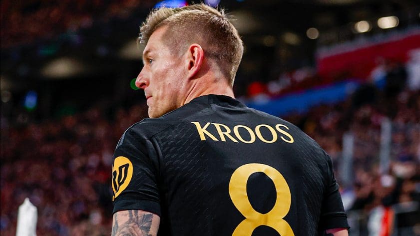 Nagy a baj, Toni Kroos visszatér a Real Madridhoz