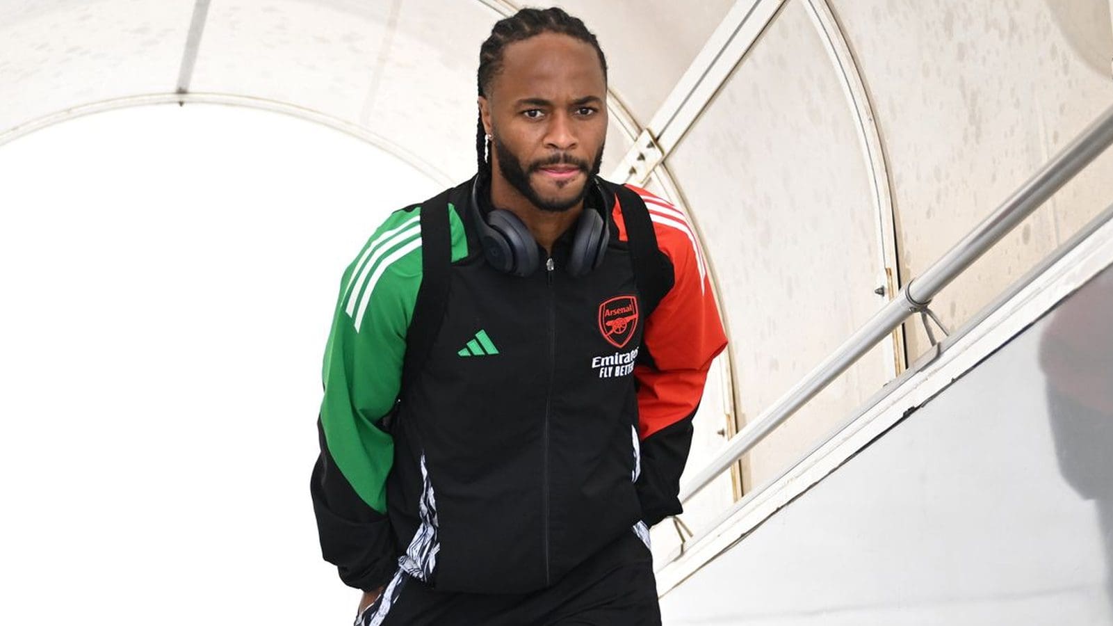 Leesik az állad, ha megtudod, melyik csapatba igazolt Raheem Sterling