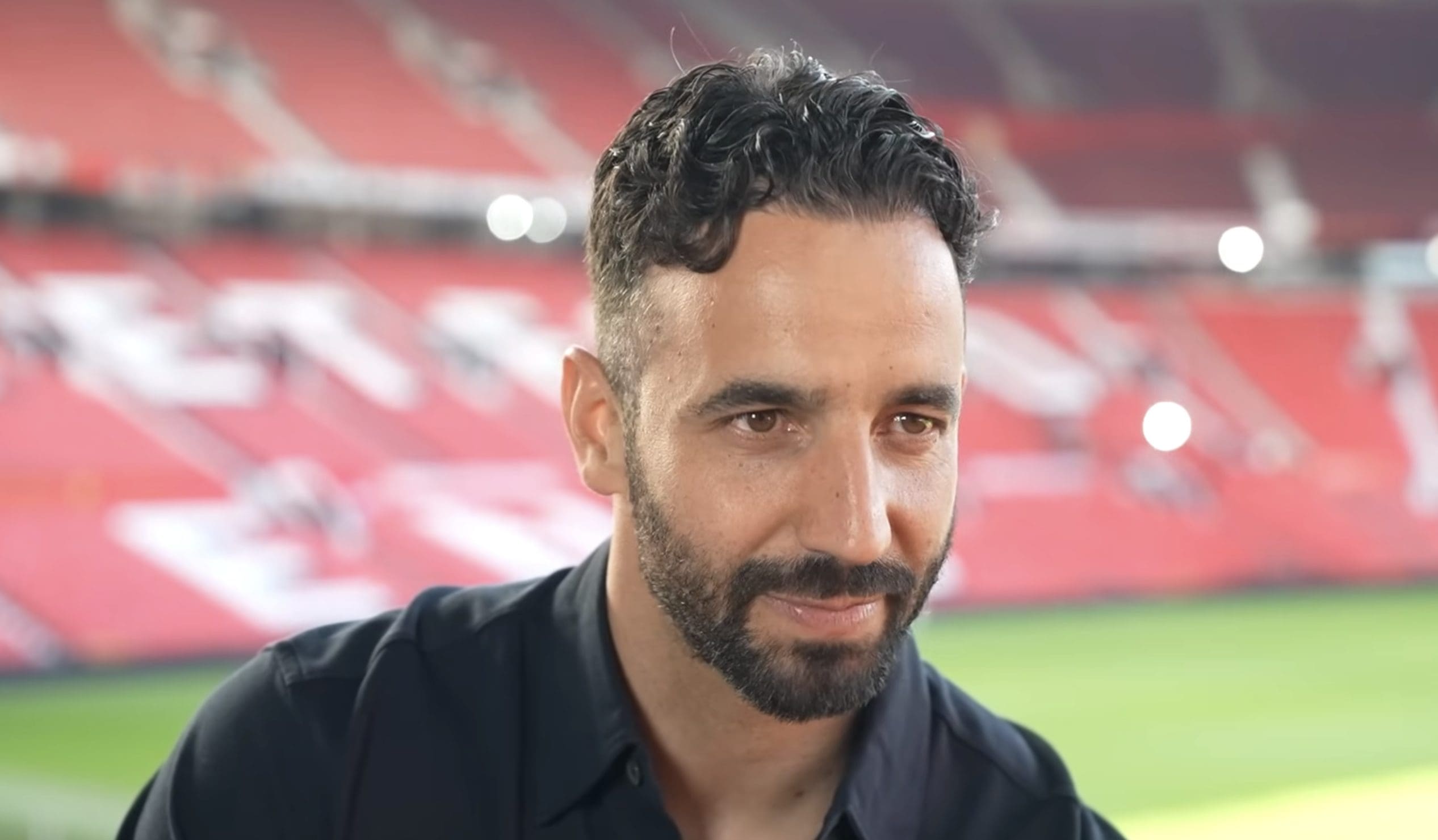 Manchester United, FC Barcelona: közös érdek a brazil csatár klubváltása