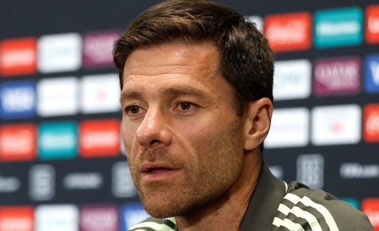 Félelmetes átalakításra készül Xabi Alonso: itt a Liverpool új kezdőcsapata?
