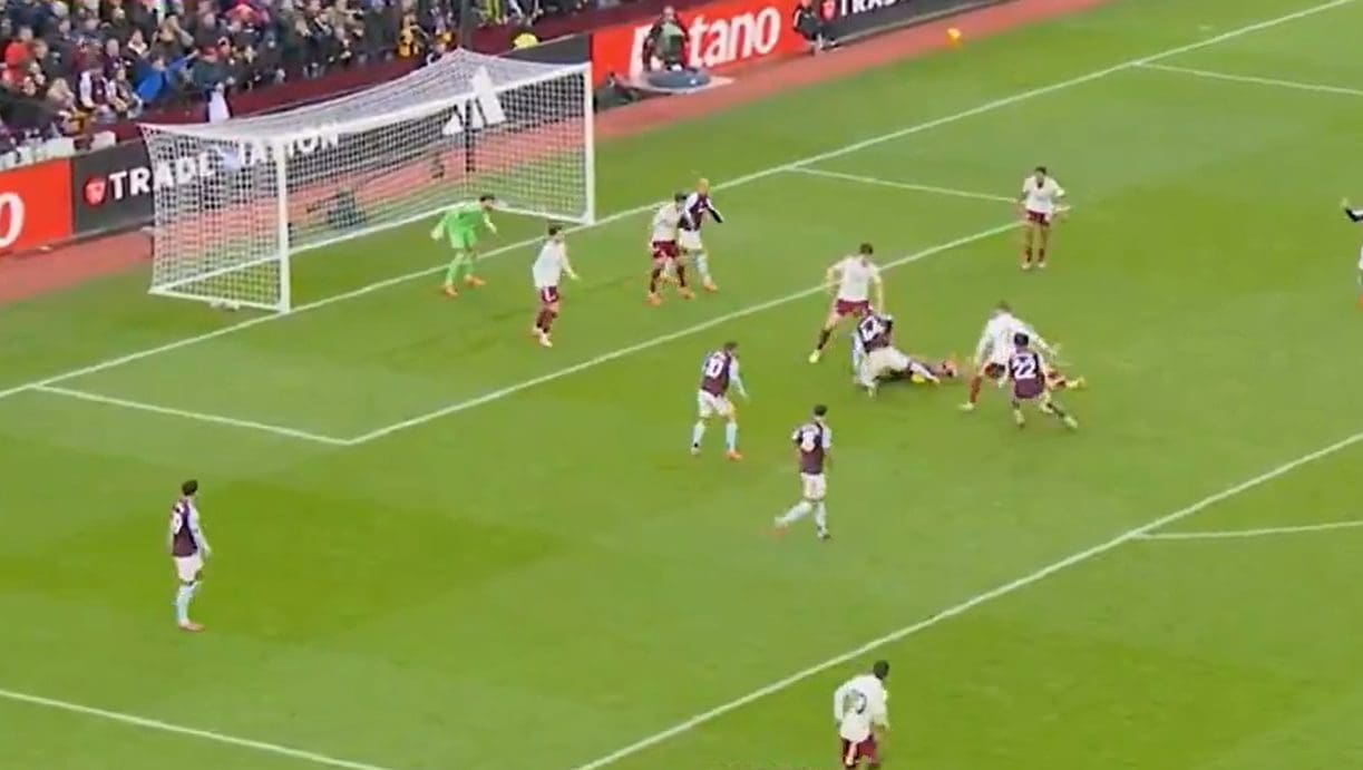 Az Arsenal bánta a Premier League történetének egyik legbizarrabb gólját
