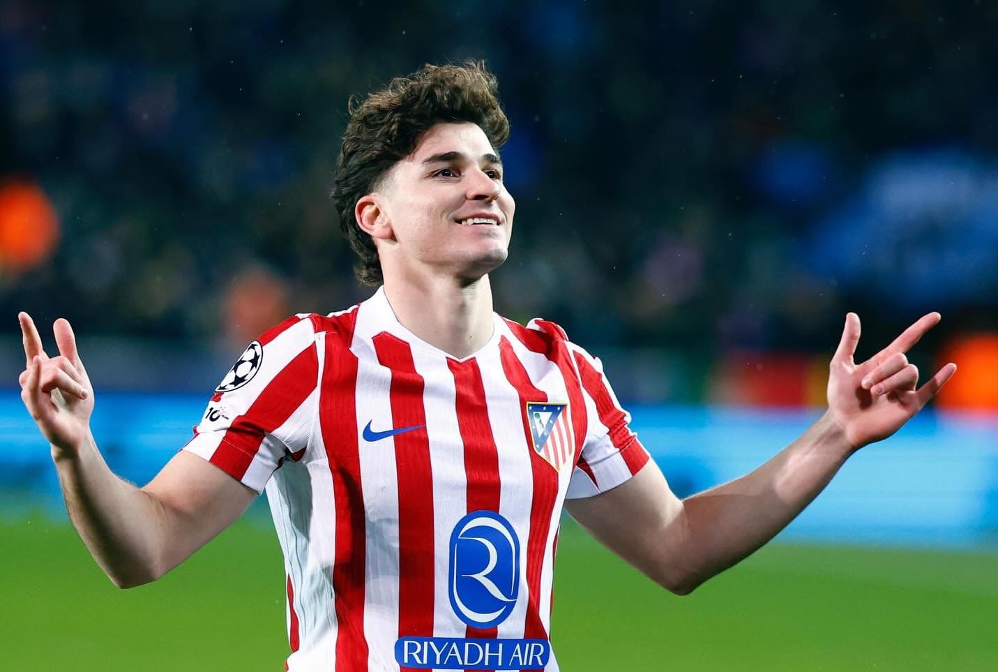 Nem az FC Barcelona az egyetlen opció Julian Álvarez számára, ez a két csapat is vinné