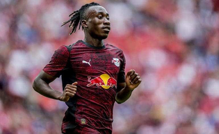A Bundesliga tündöklő csillagáért verseng az Arsenal, a Liverpool és a Manchester United