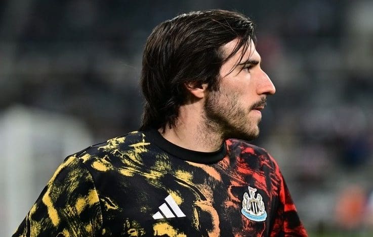 Élete lehetőségét kapja, a világ legjobb csapatába tart Sandro Tonali
