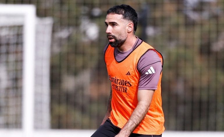 Hivatalos ajánlat az asztalon, ez a klasszis érkezik Dani Carvajal helyére a Real Madridhoz