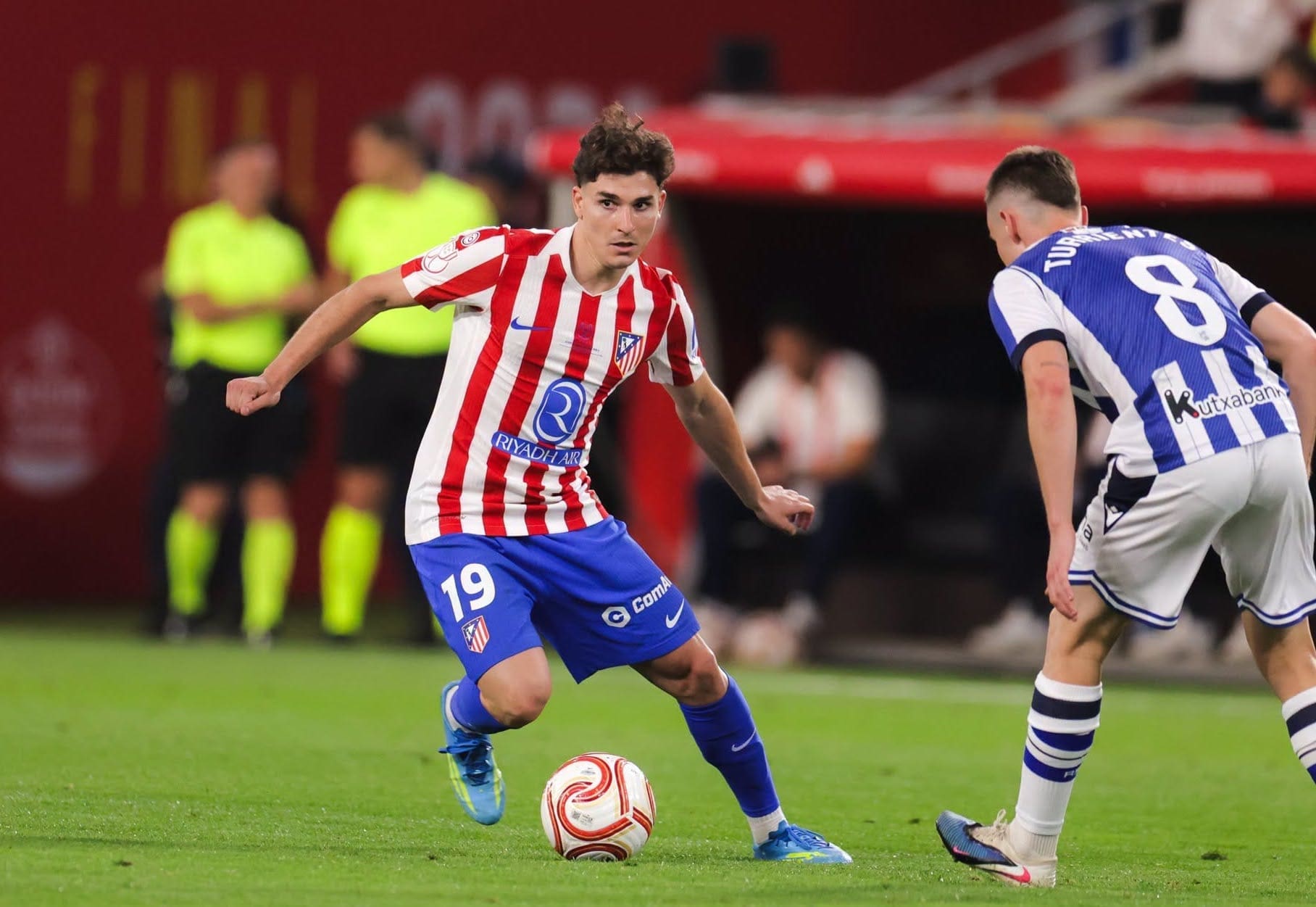 Kikosarazhatja az FC Barcelonát, a Premier League-be igazolhat Julián Álvarez